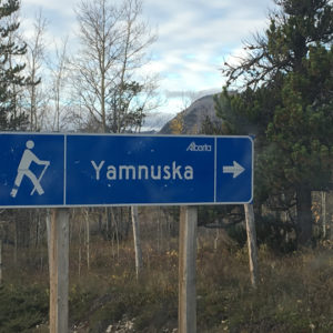 Yamnuska_hike_sign
